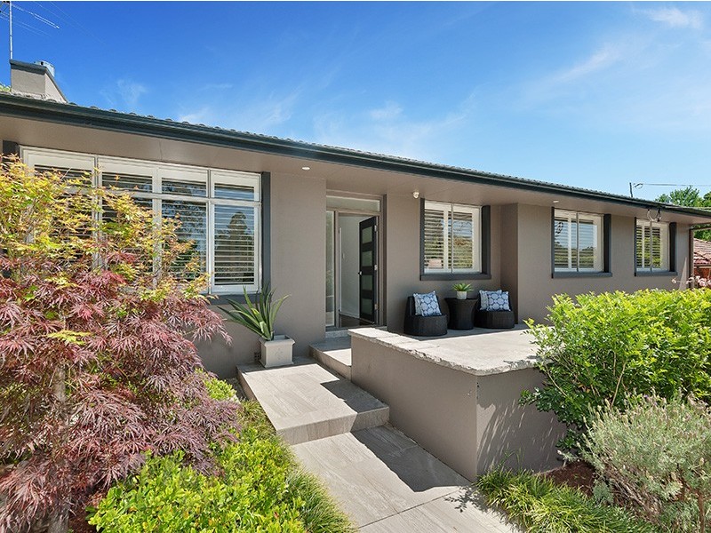 12 Myrtle Place, St Ives NSW 2075