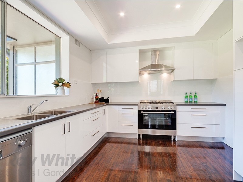 12 Myrtle Place, St Ives NSW 2075