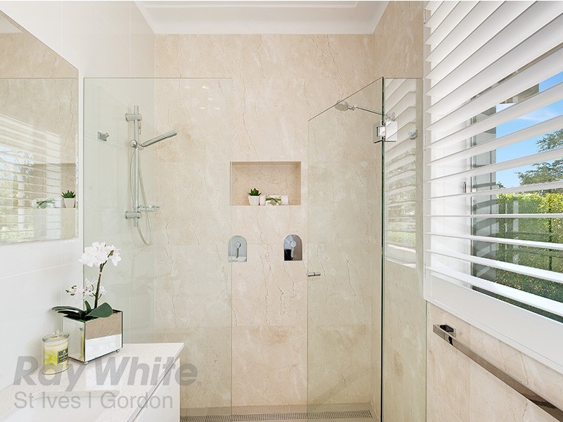 12 Myrtle Place, St Ives NSW 2075