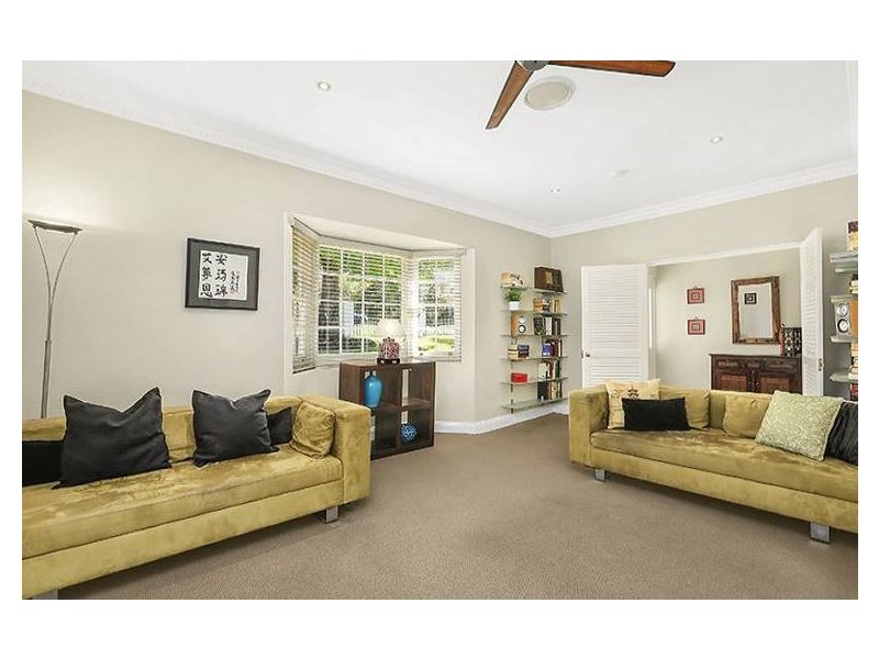 23 Romney Road, St Ives Chase NSW 2075