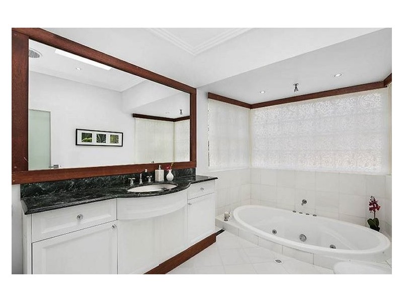 23 Romney Road, St Ives Chase NSW 2075