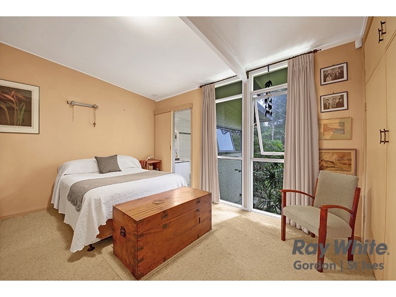 7 Lowry Crescent, St Ives NSW 2075