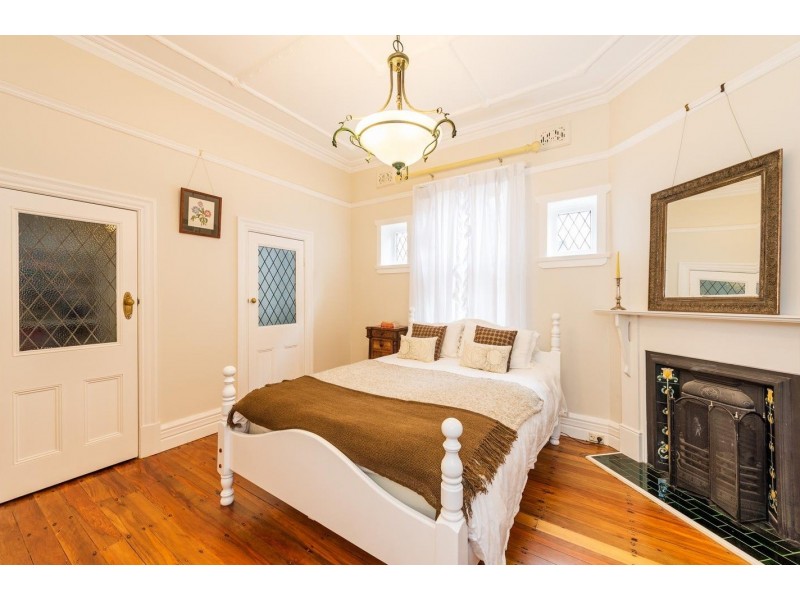 107 Middle Harbour Road, Lindfield NSW 2070