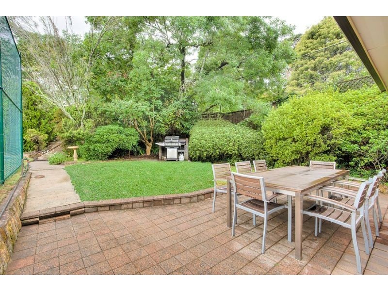 16 Bromley Avenue, Pymble NSW 2073