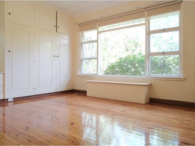 16 Bromley Avenue, Pymble NSW 2073