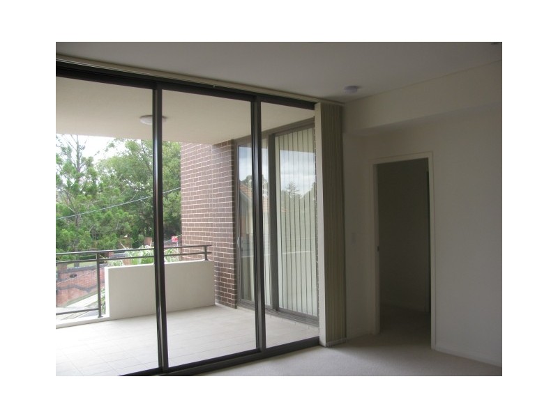 11/2-6 Clydesdale, Pymble NSW 2073