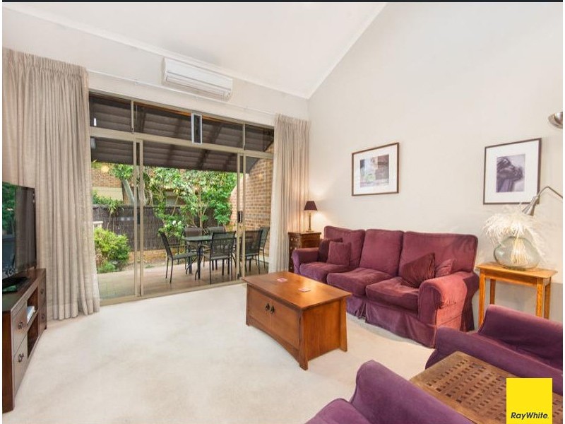 5/2 Stanley Street, St Ives NSW 2075