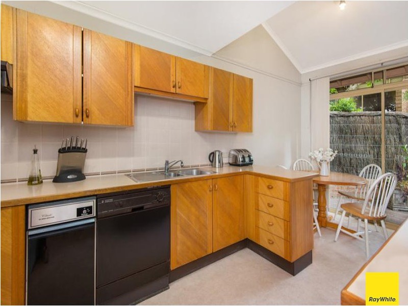 5/2 Stanley Street, St Ives NSW 2075