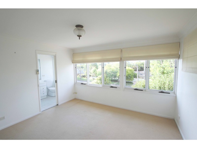 2 Bimburra Avenue, St Ives NSW 2075