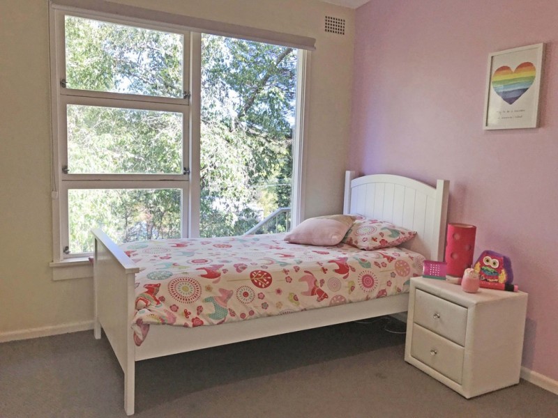 22 Gloucester Avenue, West Pymble NSW 2073