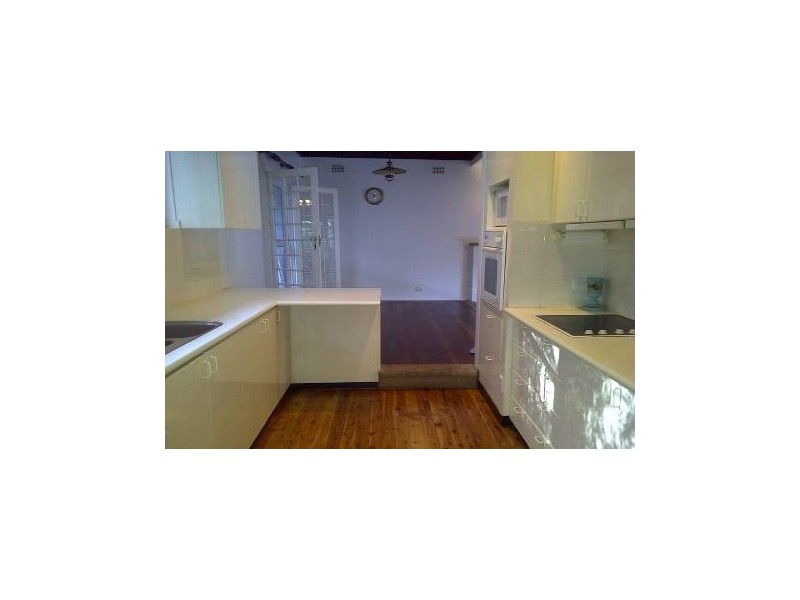 11 Dennis Ave, Wahroonga NSW 2076