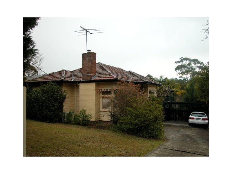 90 Kooloona Crescent, West Pymble NSW 2073