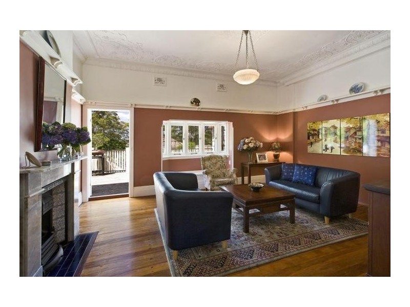 1 Macquarie Road, Pymble NSW 2073