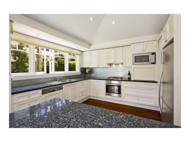 1 Macquarie Road, Pymble NSW 2073