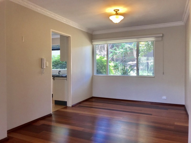 3/2a Bloomsbury Ave, Pymble NSW 2073