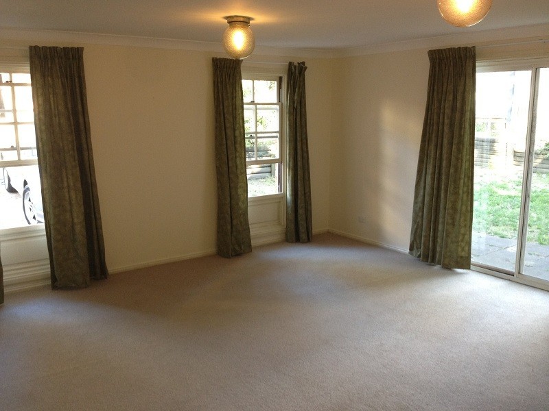 6 Patterson Avenue, West Pymble NSW 2073