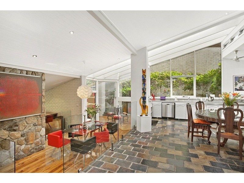 25 Lowry Crescent, St Ives NSW 2075