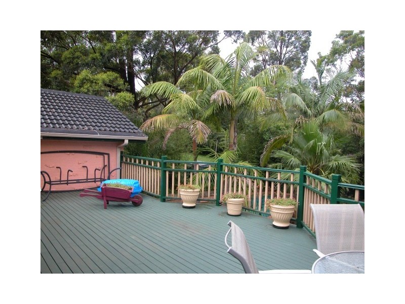 6 Yarralumla Avenue, St Ives NSW 2075