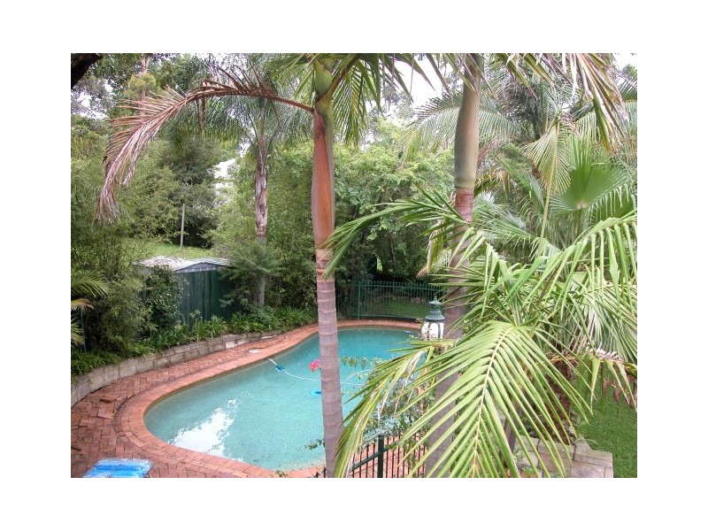 6 Yarralumla Ave, St Ives NSW 2075