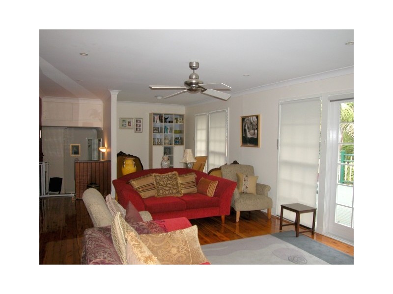 6 Yarralumla Ave, St Ives NSW 2075