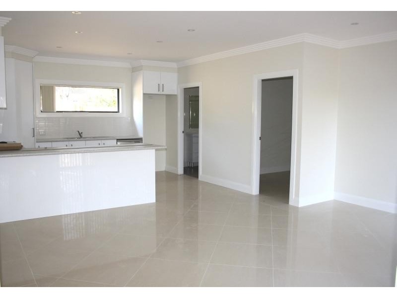 8A  Bingara Street, West Pymble NSW 2073