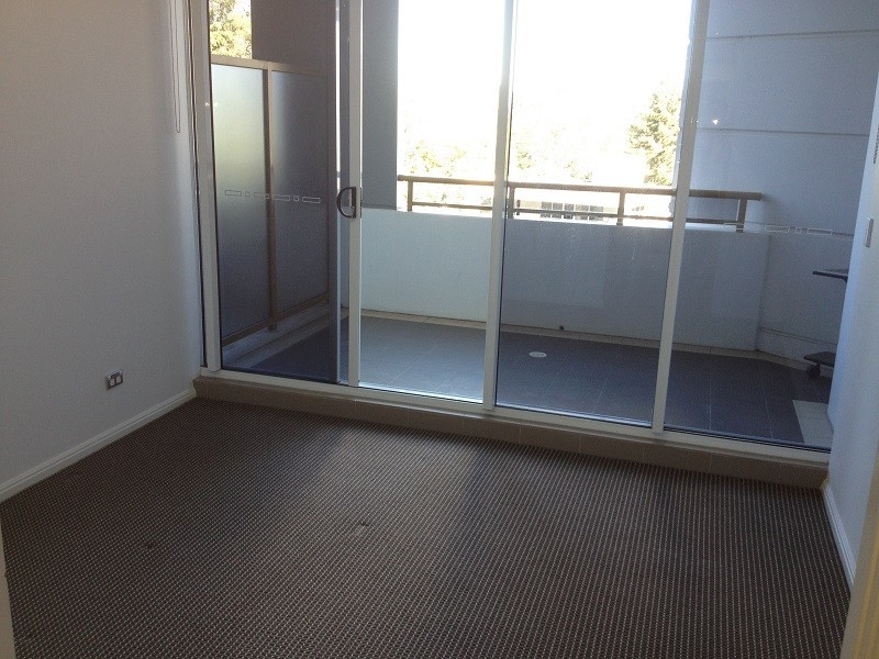 820/8 Avon Road, Pymble NSW 2073