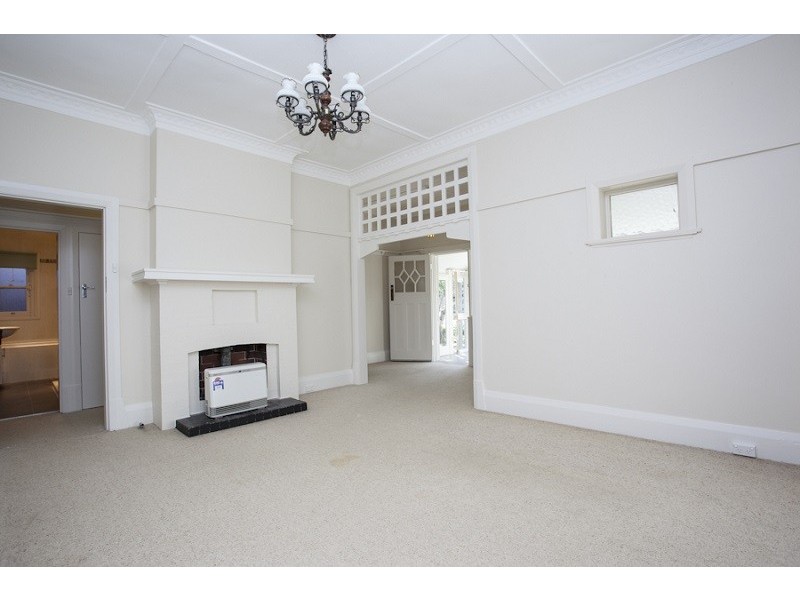 4 Slade Ave, Lindfield NSW 2070