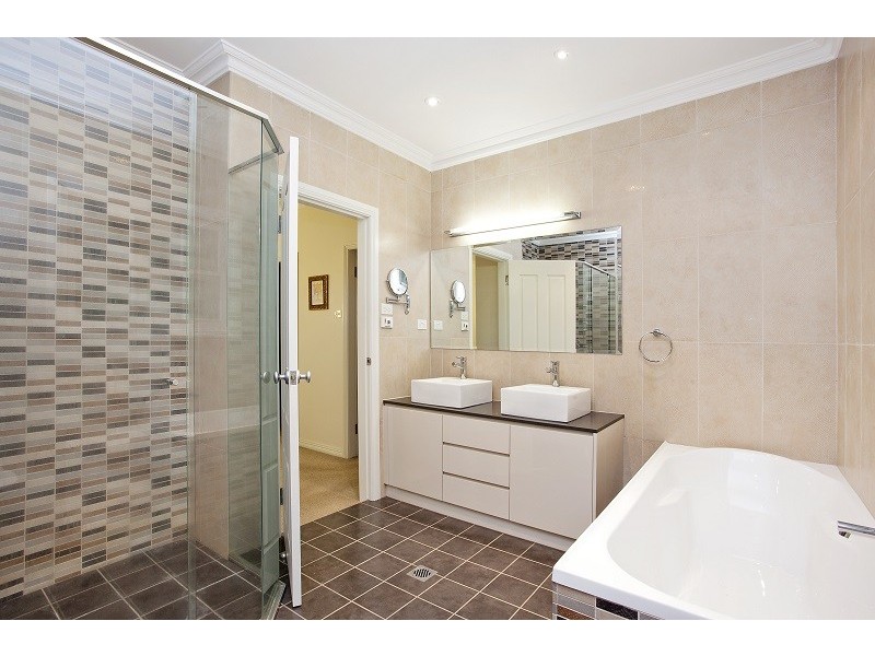 7 Oswald Close, Warrawee NSW 2074