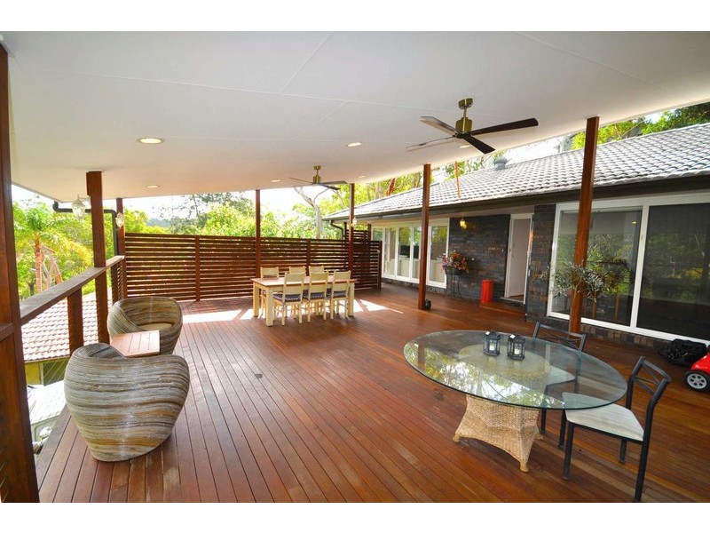 19 Windsor Place, St Ives NSW 2075