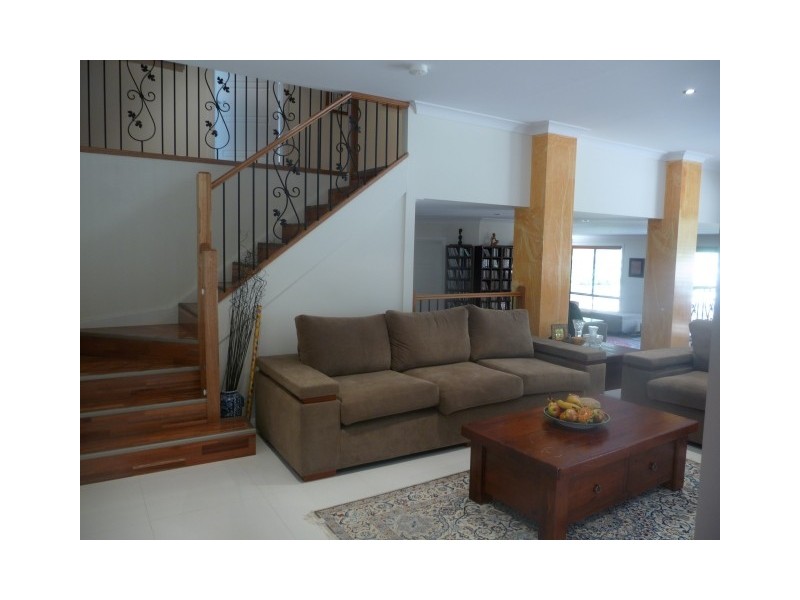 11 Orchard Street, Pymble NSW 2073