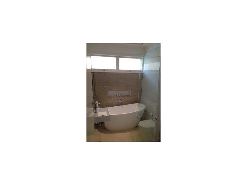 24 Alvona Avenue, St Ives NSW 2075