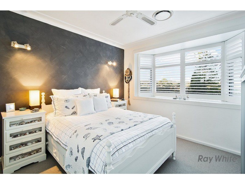 24 Bolwarra Avenue, West Pymble NSW 2073