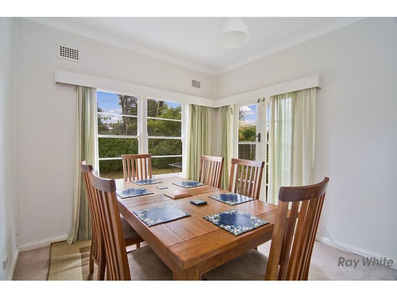 18 Mudies Road, St Ives NSW 2075