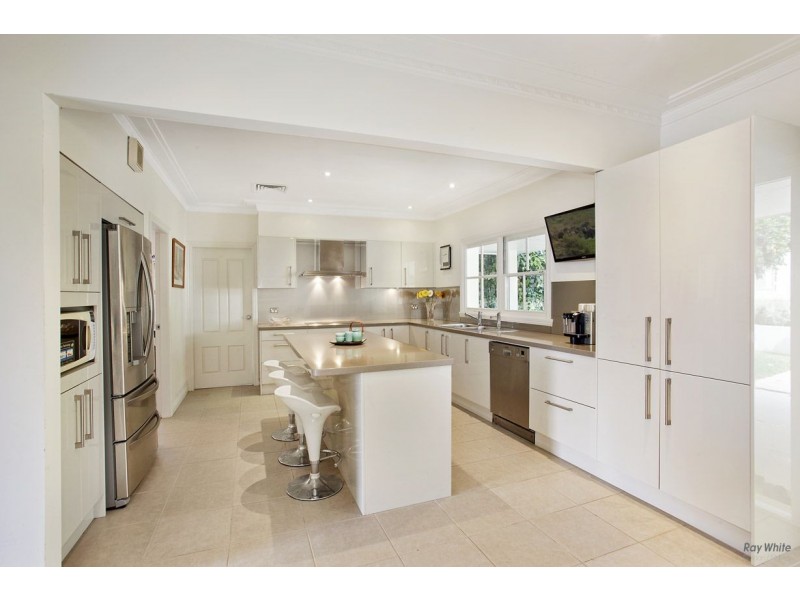 7 Oswald Close, Warrawee NSW 2074