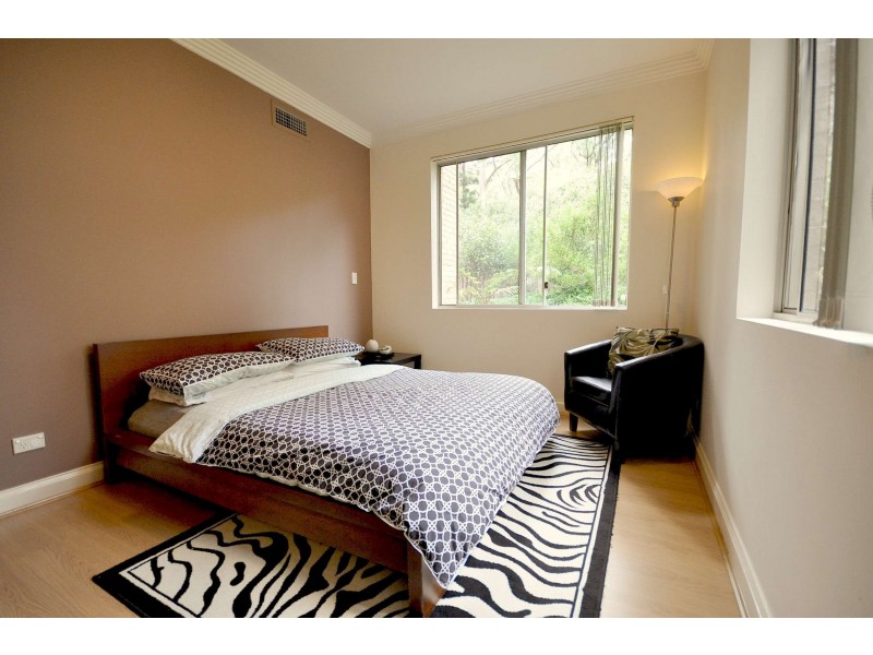 2/125-127 Mona Vale Rd, St Ives NSW 2075