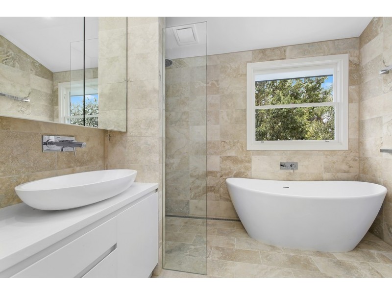 27A Ayres Road, St Ives NSW 2075