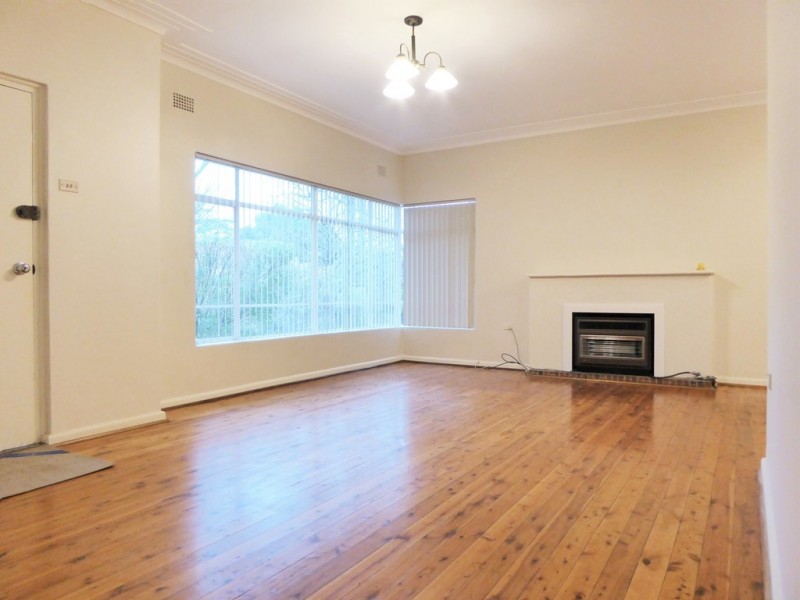 25 Wallalong Crescent, West Pymble NSW 2073