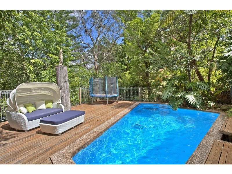 25 Lowry Crescent, St Ives NSW 2075