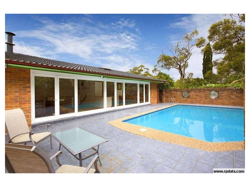 12 Monterey Street, St Ives NSW 2075