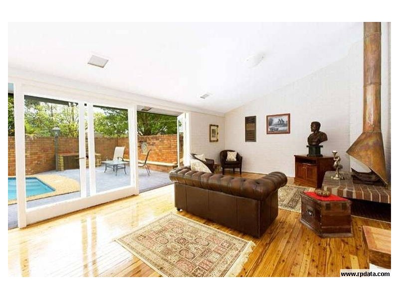 12 Monterey Street, St Ives NSW 2075