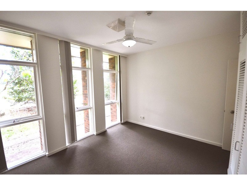 1/27 College Crescent, St Ives NSW 2075