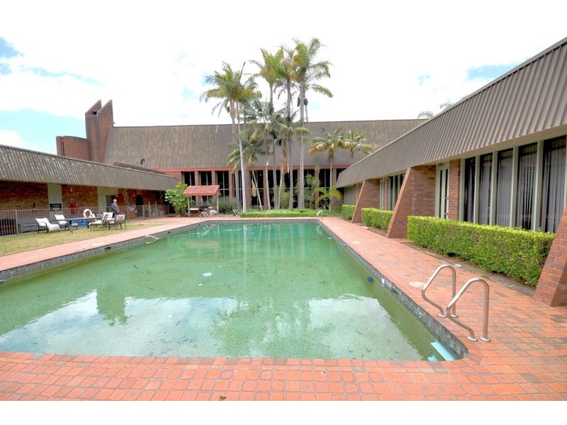 1/27 College Crescent, St Ives NSW 2075