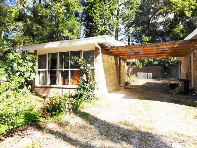 FLAT/155-157 Burns Road, Turramurra NSW 2074