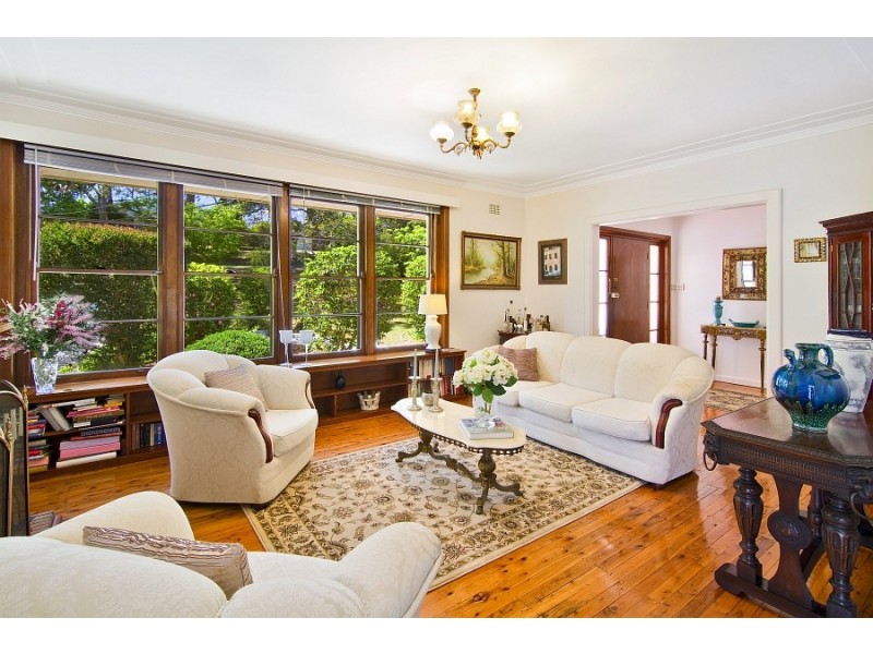 24 Eucalyptus street, St Ives NSW 2075
