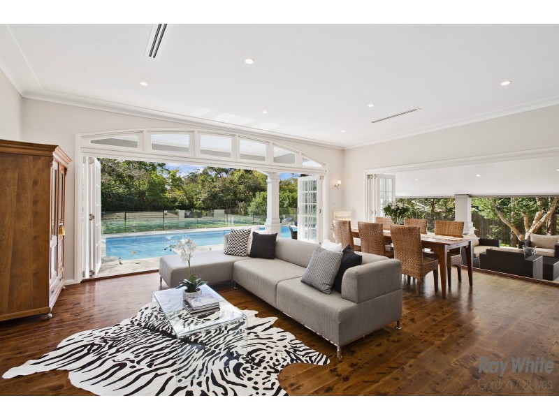 92 Carrington Rd, Wahroonga NSW 2076