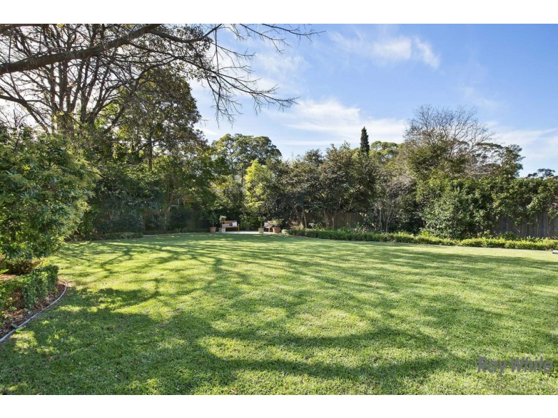 92 Carrington Rd, Wahroonga NSW 2076