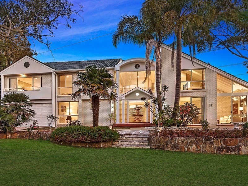 54 Timbarra Ave, St Ives Chase NSW 2075