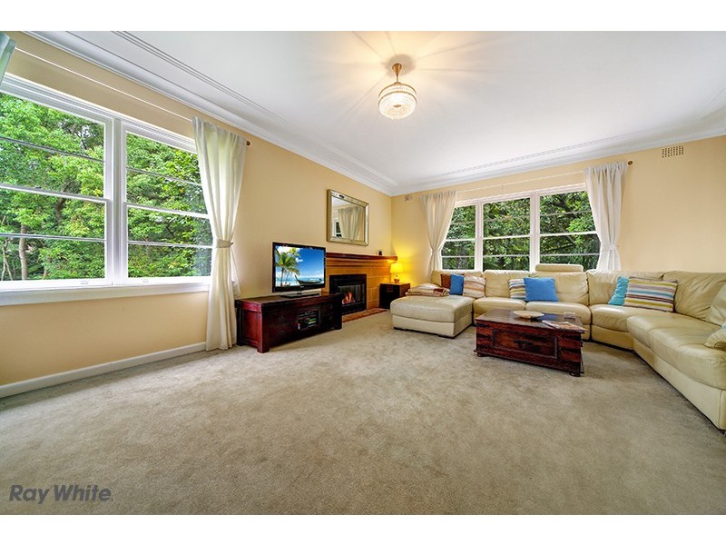 14 Bloomsbury Avenue, Pymble NSW 2073