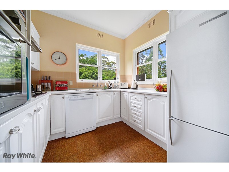 14 Bloomsbury Avenue, Pymble NSW 2073