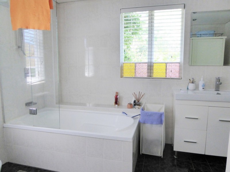 27 Duff Street, Turramurra NSW 2074